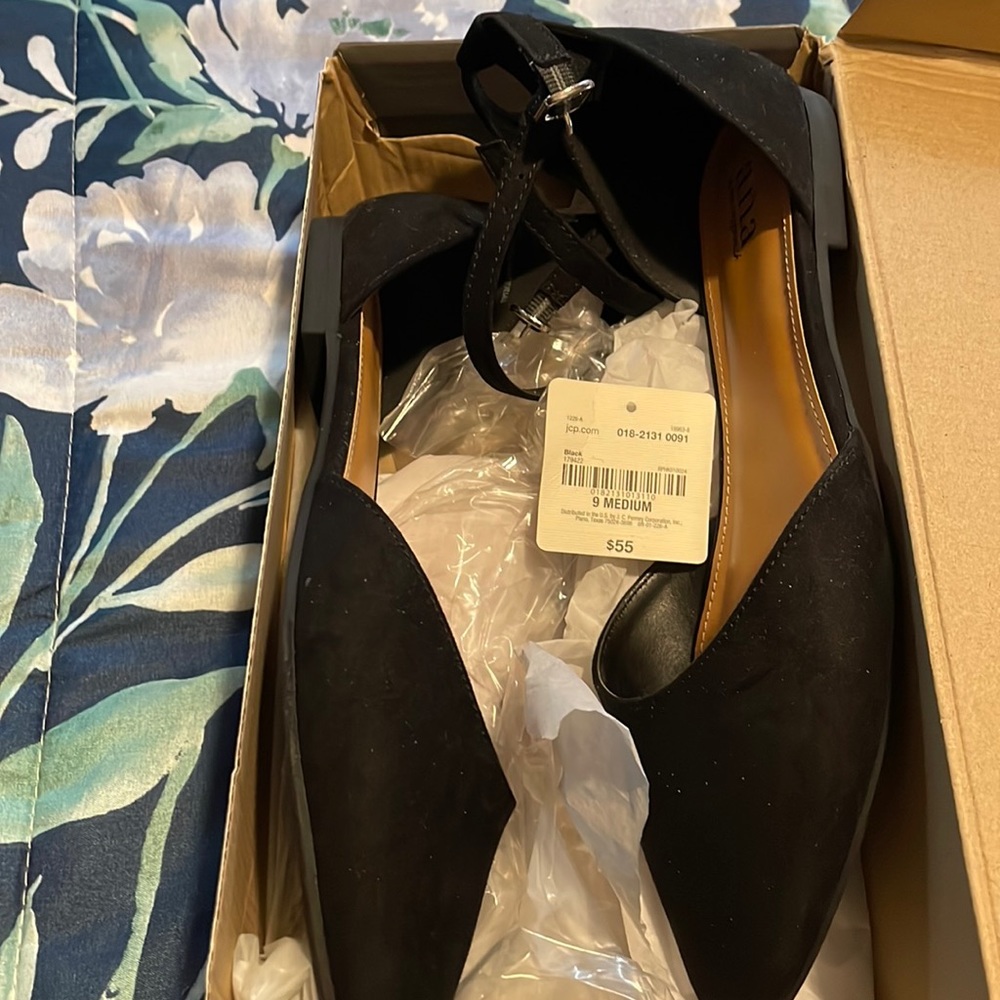 Women’s dress shoes